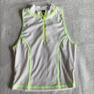 SUPER CUTE BERSHKA TANK TOP